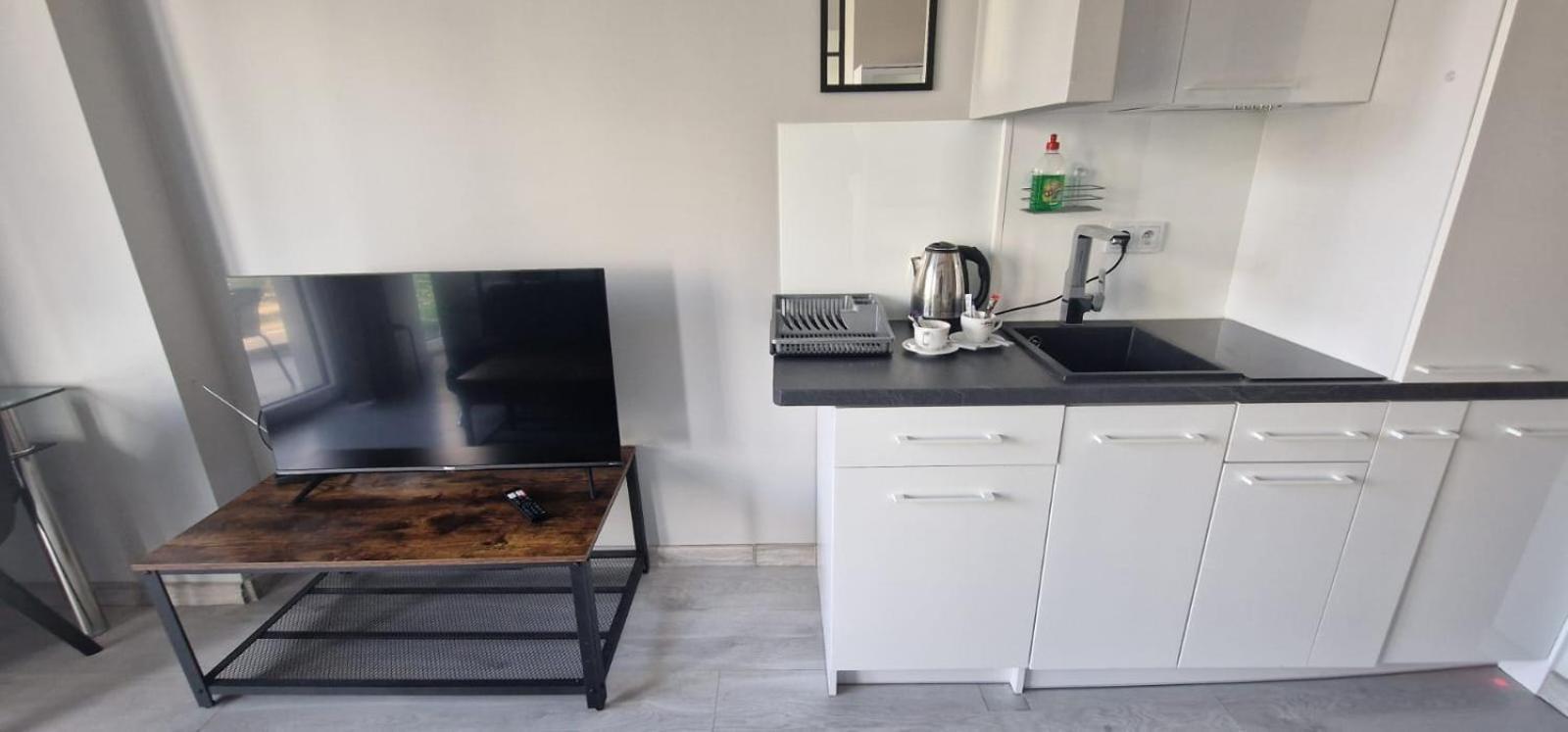 Apartamenty Dla Wszystkich Kasprzaka 29 Warszawa Exteriör bild